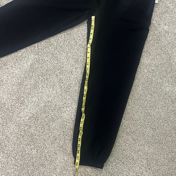 Old Navy Black Joggers - Picture 7 of 7